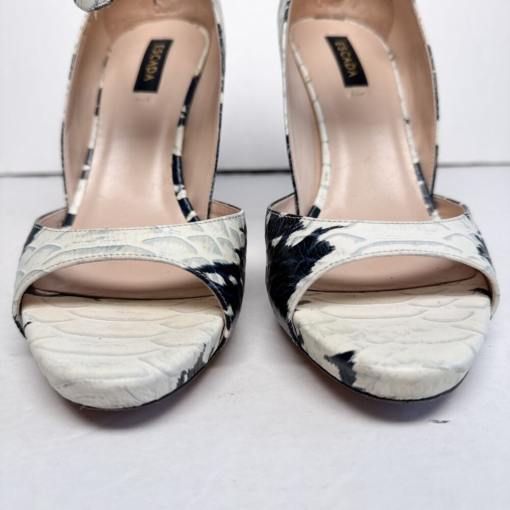 Escada Sophie Calfskin Heels Navy Ivory Italy Size 37 - Picture 4 of 13